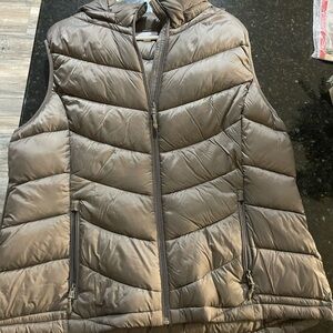 CHARTER CLUB Women's Packable Hooded Down Puffer Vest Small xxl Beige